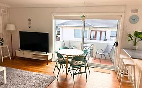 Beachside Apartment Blackwoods Beach